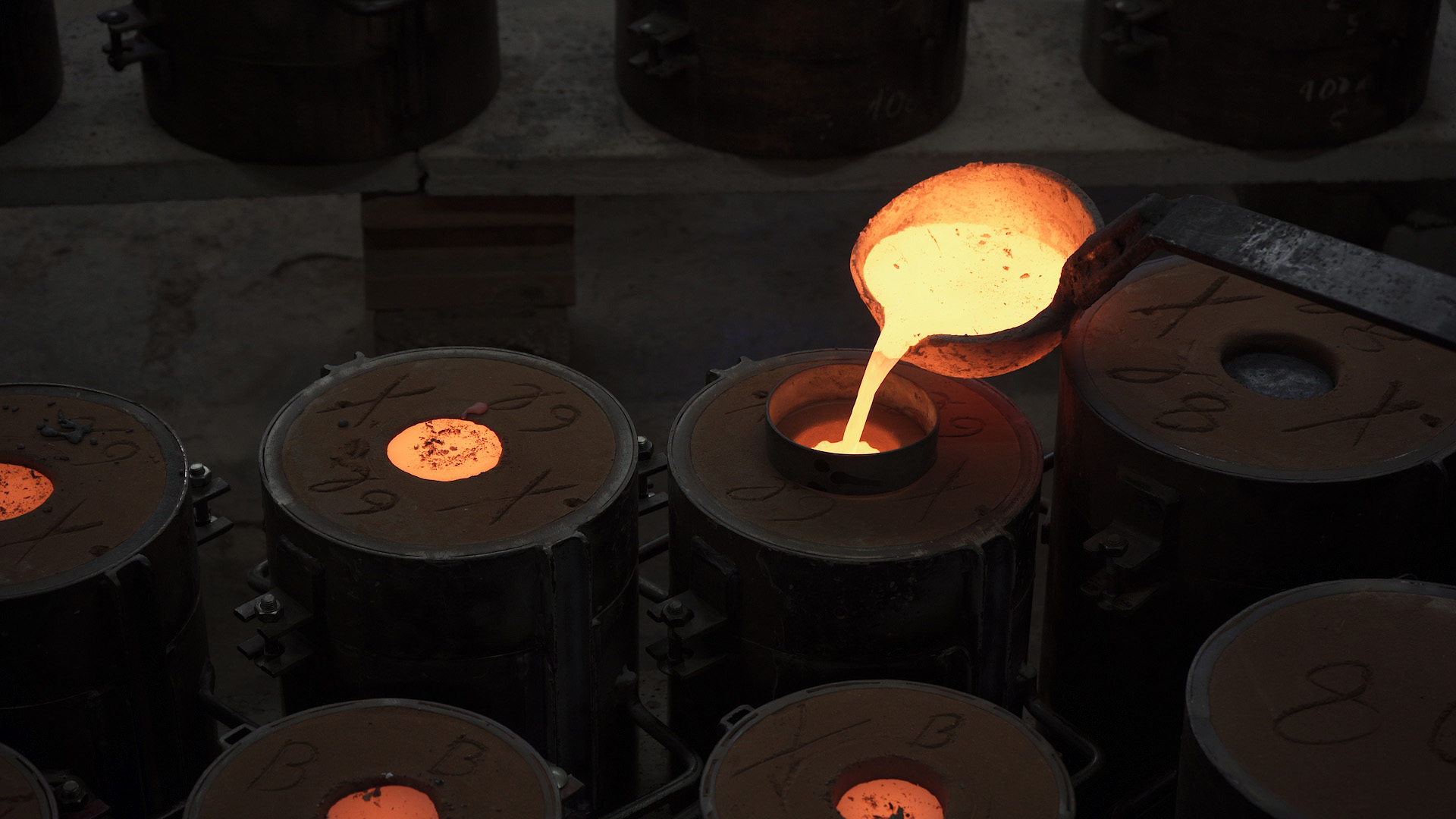 Colliers en cuir faits main, Sellerie Fonderie Roulin