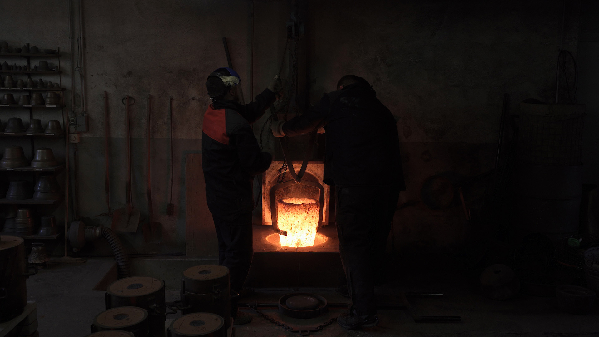 Fonderie Roulin, coulée de bronze pour cloches artisanales